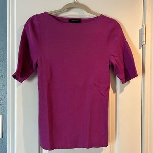 Lightweight knit elbow length violet sweater.